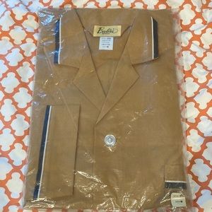 Vintage NOS 1960’s men’s mustard pajamas size‎ M 38”-40” chest. Box N